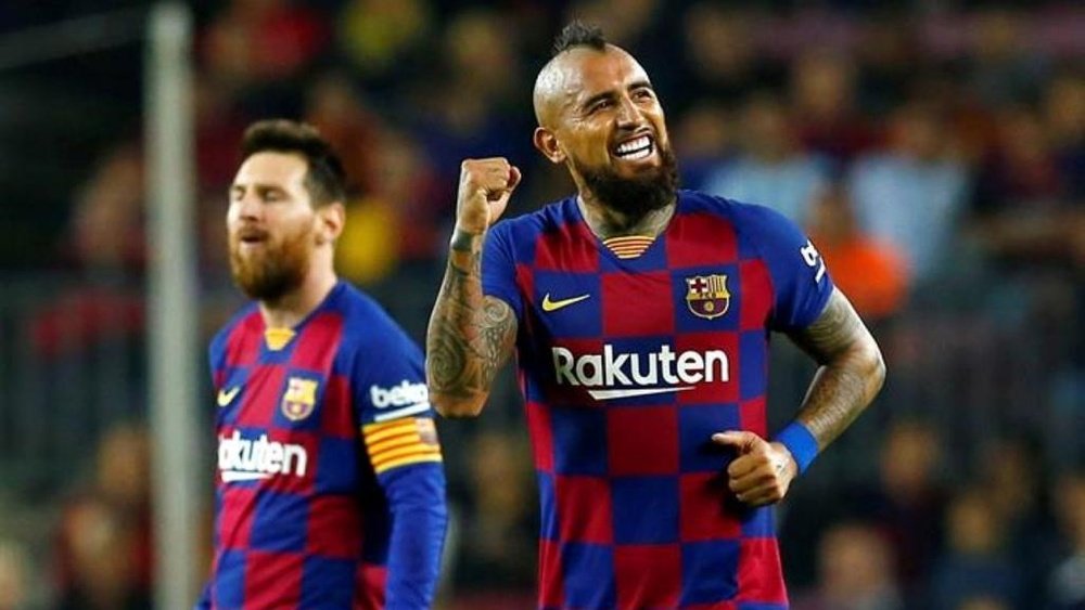 Số áo của Vidal có gì đặc biệt?