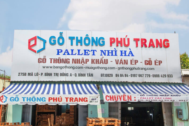 Cửa hàng gỗ thông Phú Trang Bình Tân