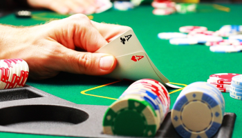 Hướng dẫn chi tiết cách chơi poker 3 lá từ A đến Z